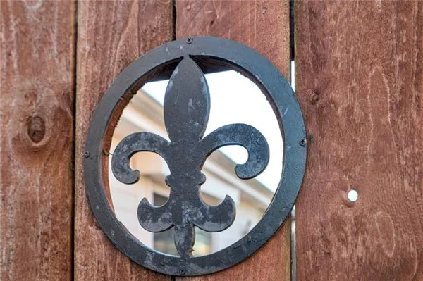 $709,000 | 4700 Folse Drive, Metairie, LA 70006