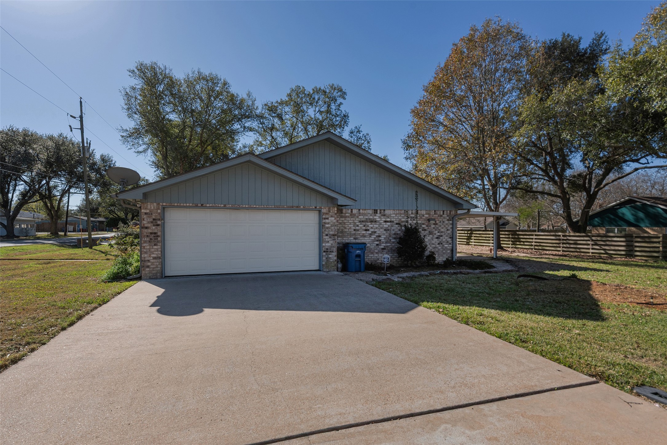 2017 Penick Road Waller, TX 77484 - Photo 3 of 28 garage with automatic door opener