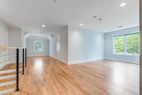 $2,725,000 | 4652 Livingston Avenue, Highland Park, TX 75209