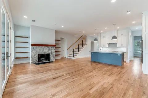 $2,725,000 | 4652 Livingston Avenue, Highland Park, TX 75209