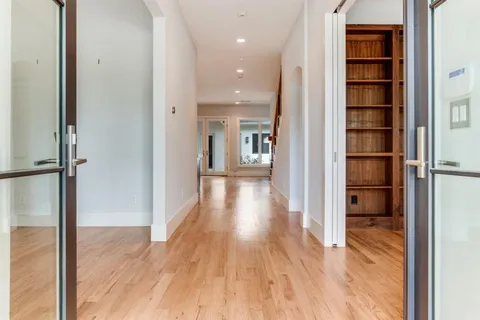 $2,725,000 | 4652 Livingston Avenue, Highland Park, TX 75209