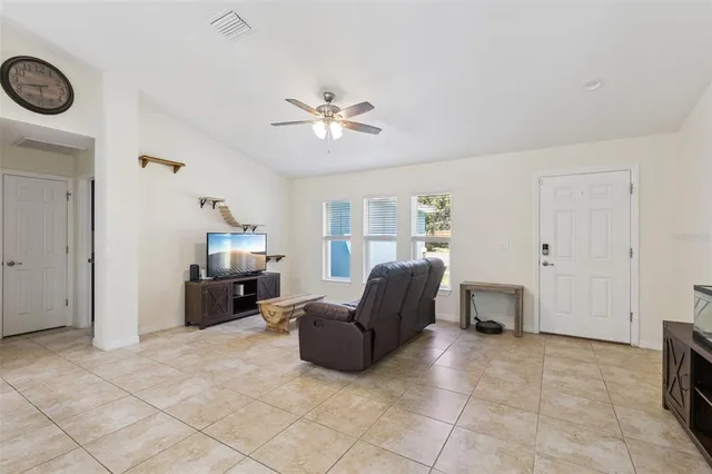 $284,500 | 7042 Southeast 122nd Lane, Belleview, FL 34420