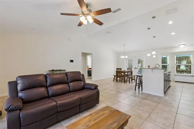 $284,500 | 7042 Southeast 122nd Lane, Belleview, FL 34420