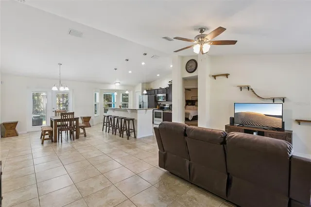 $284,500 | 7042 Southeast 122nd Lane, Belleview, FL 34420