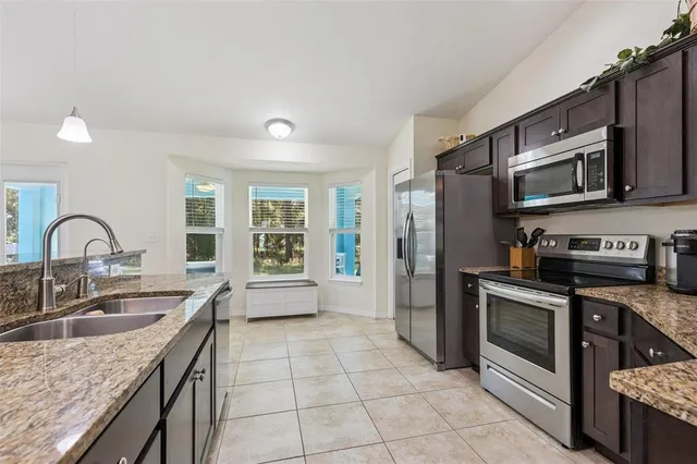 $284,500 | 7042 Southeast 122nd Lane, Belleview, FL 34420