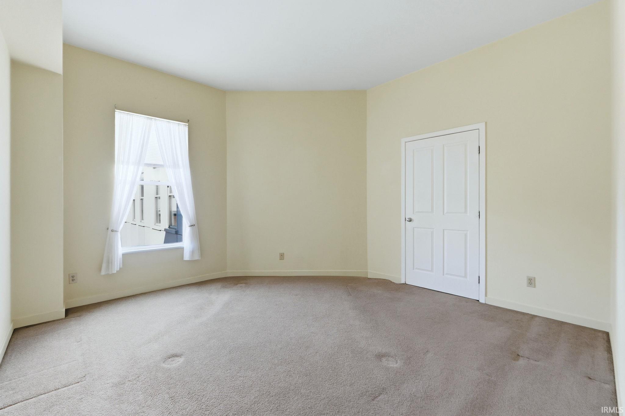 113 West Wayne Street, Unit 412 Fort Wayne, IN 46802 - Photo 18 of 36
