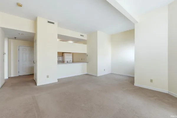 $180,000 | 113 West Wayne Street, Unit 412, Fort Wayne, IN 46802