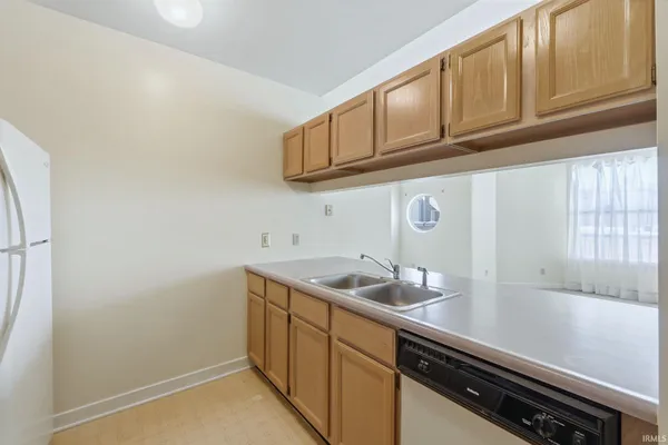 $180,000 | 113 West Wayne Street, Unit 412, Fort Wayne, IN 46802