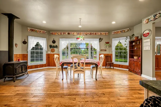 $839,900 | 28700 East River Bay Drive, Waterford, WI 53185