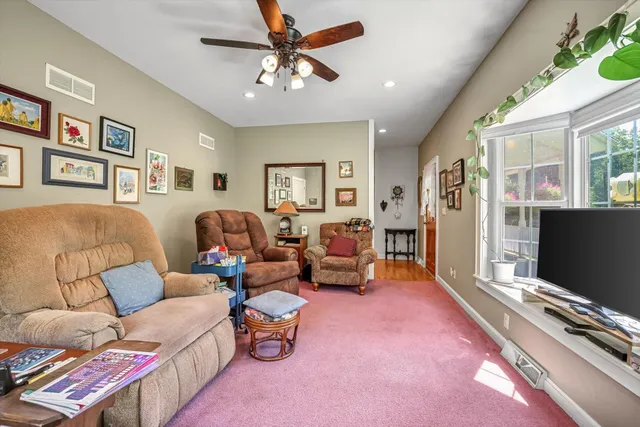 $839,900 | 28700 East River Bay Drive, Waterford, WI 53185