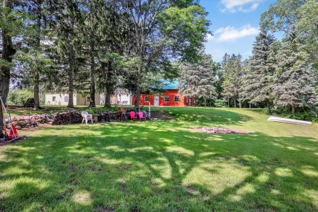 $839,900 | 28700 East River Bay Drive, Waterford, WI 53185