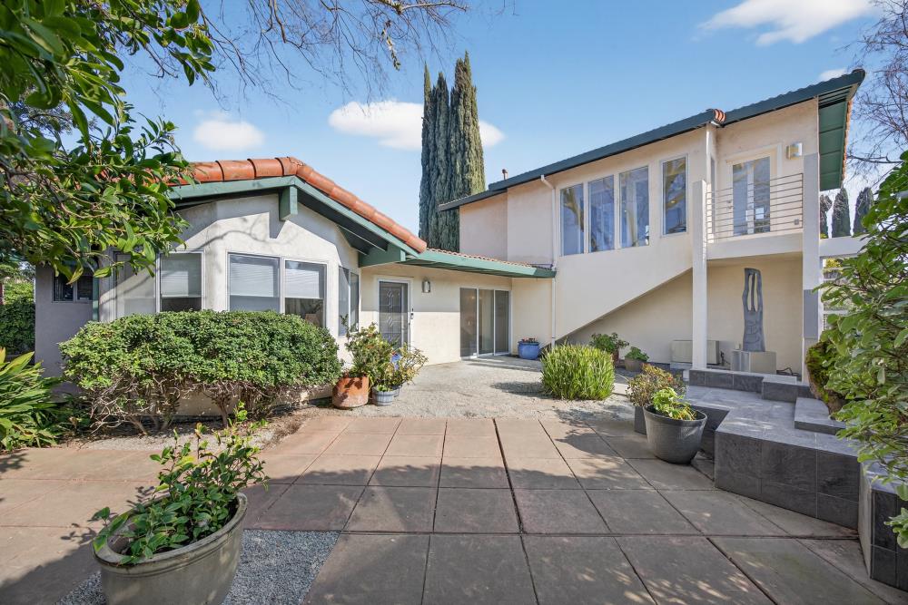 5033 El Cemonte Avenue Davis, CA 95618 - Photo 1 of 76