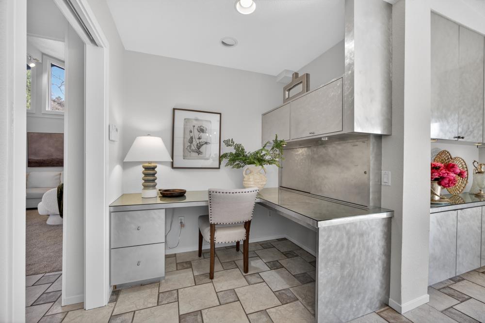 5033 El Cemonte Avenue Davis, CA 95618 - Photo 15 of 76