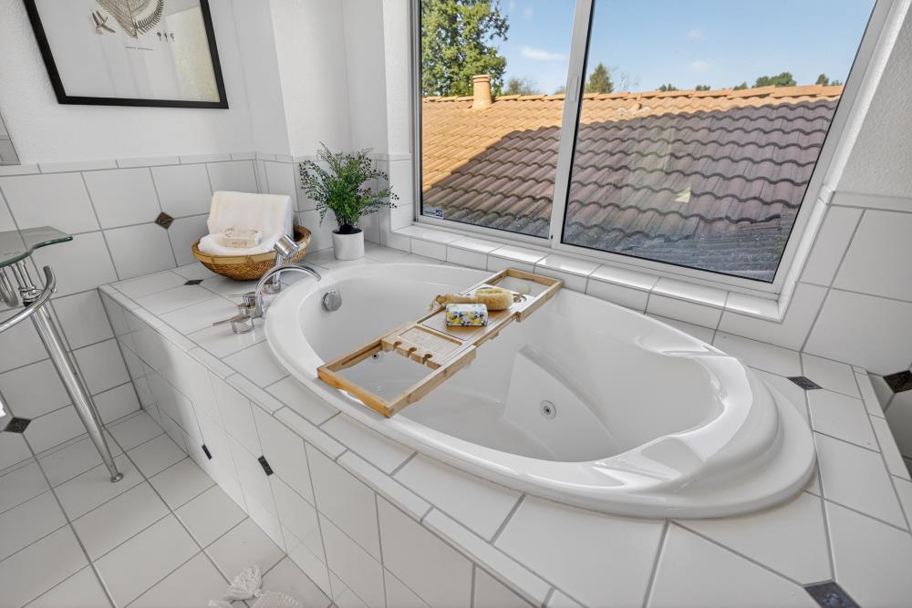 5033 El Cemonte Avenue Davis, CA 95618 - Photo 58 of 76