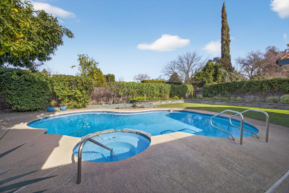 5033 El Cemonte Avenue Davis, CA 95618 - Photo 61 of 76