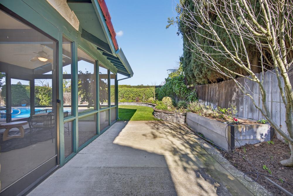 5033 El Cemonte Avenue Davis, CA 95618 - Photo 68 of 76