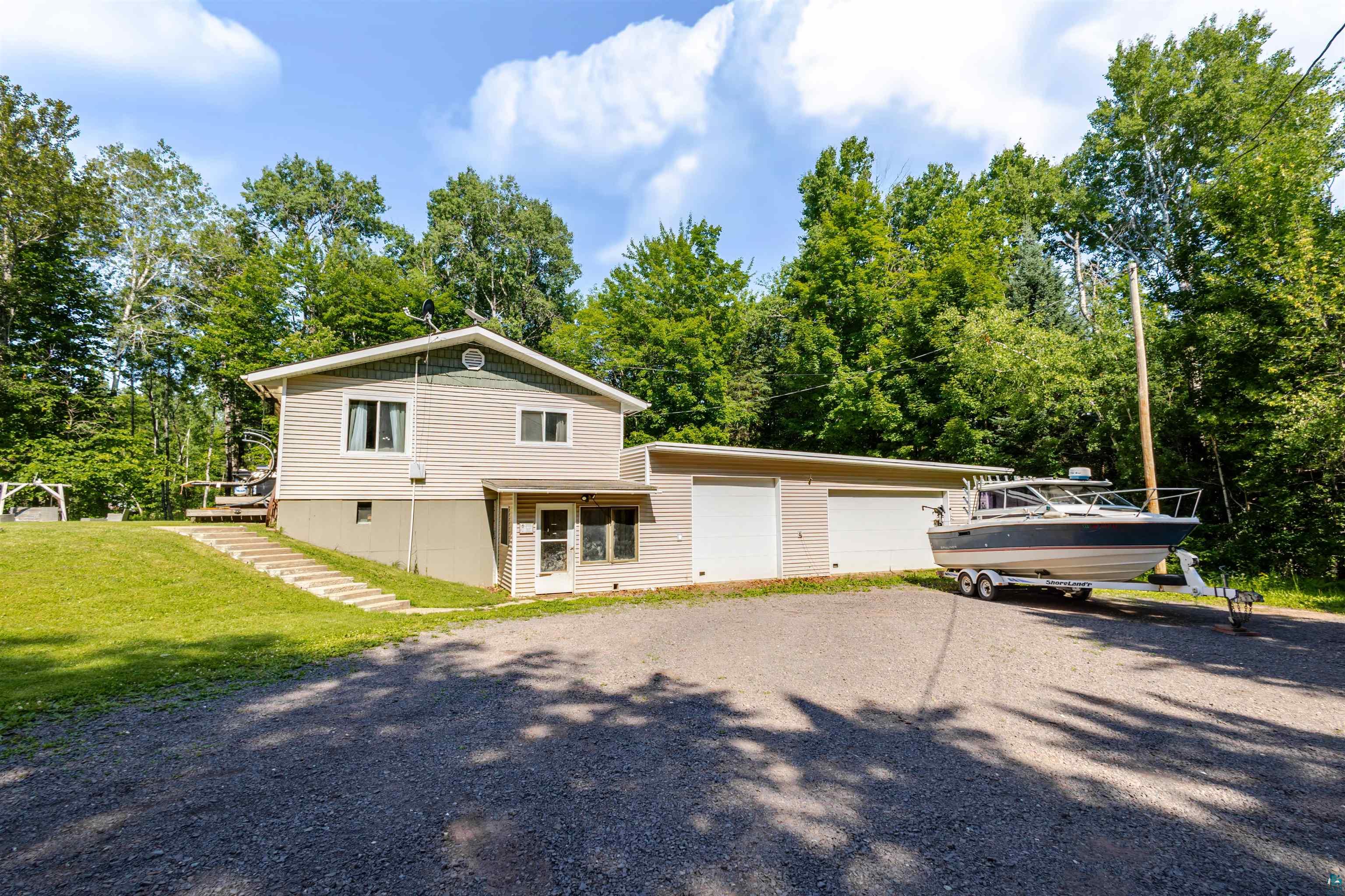5539 South Darrow Road Superior, WI 54880 - Photo 5 of 19