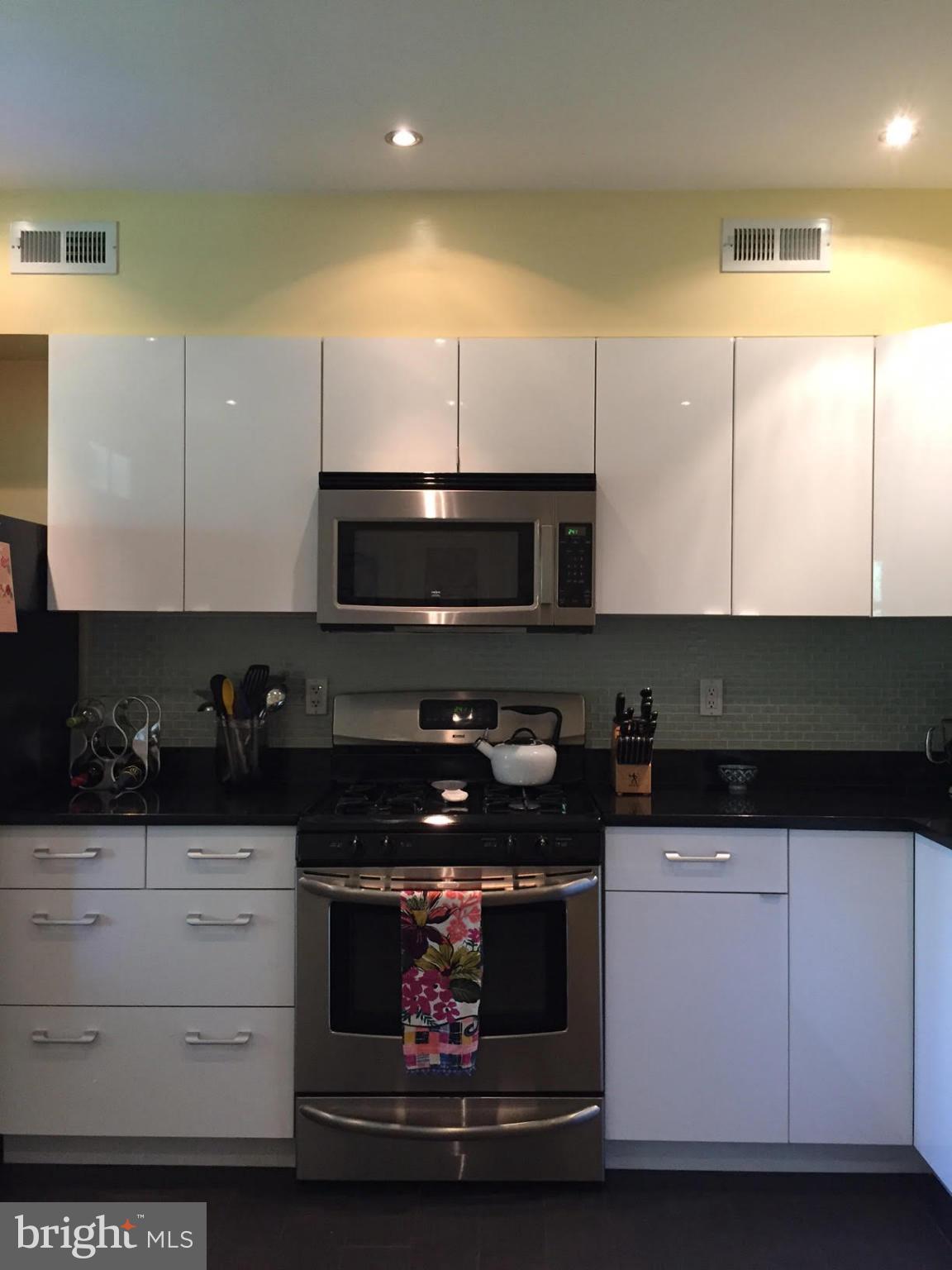 3139 Keswick Road Baltimore, MD 21211 - Photo 9 of 29 Kitchen
