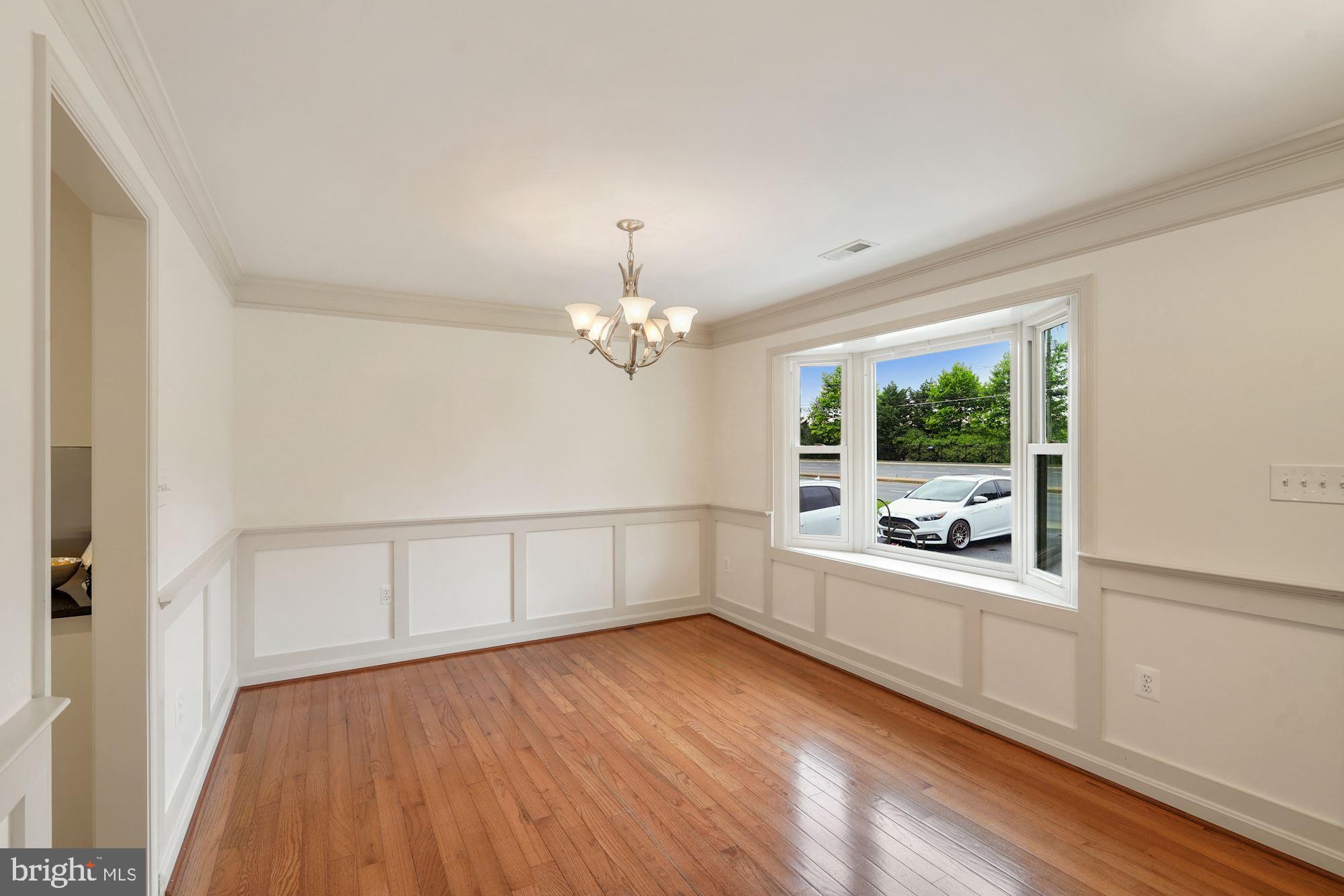 3301 Jermantown Road Fairfax, VA 22030 - Photo 12 of 44 Dining Room