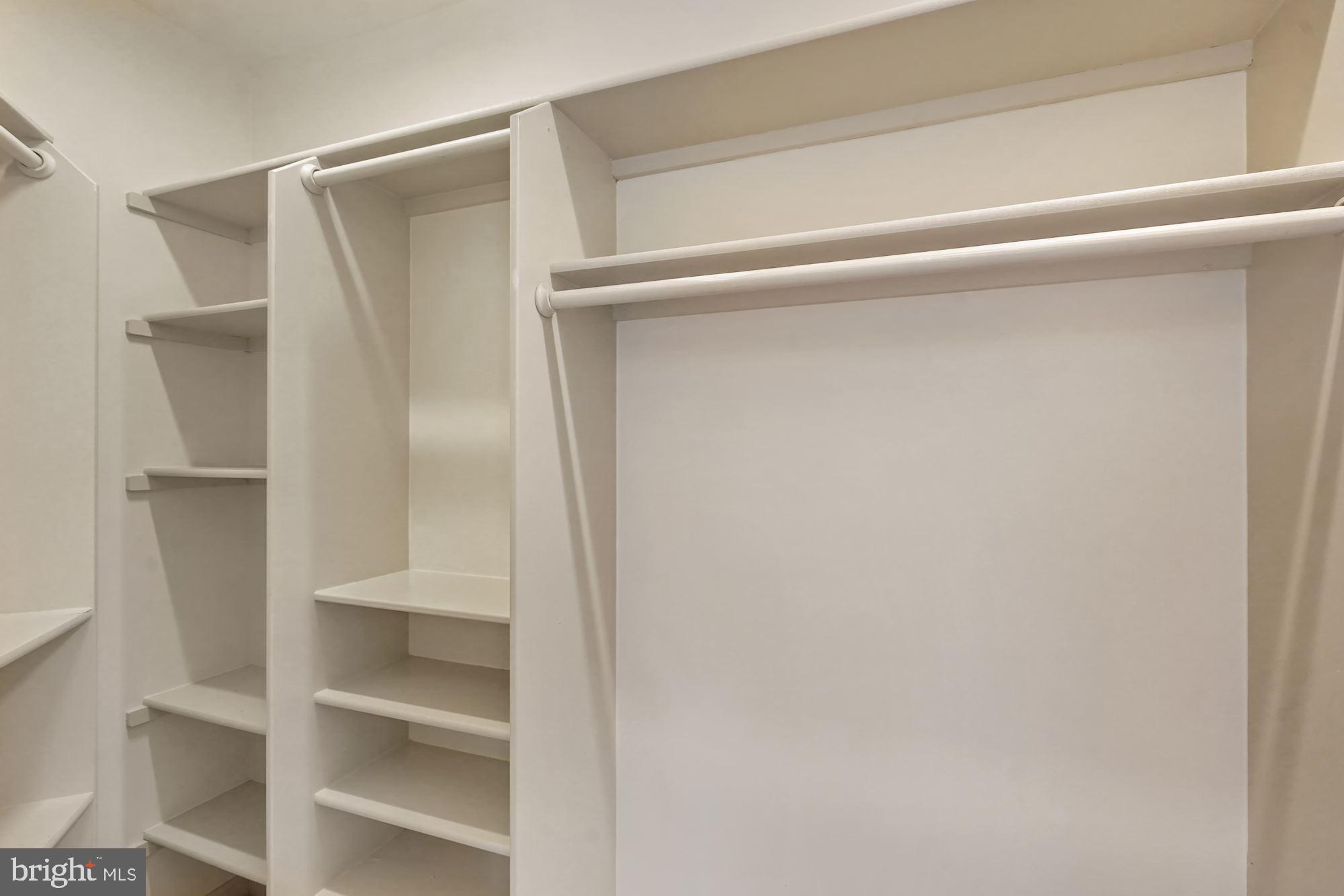 3301 Jermantown Road Fairfax, VA 22030 - Photo 15 of 44 Large walk in closet