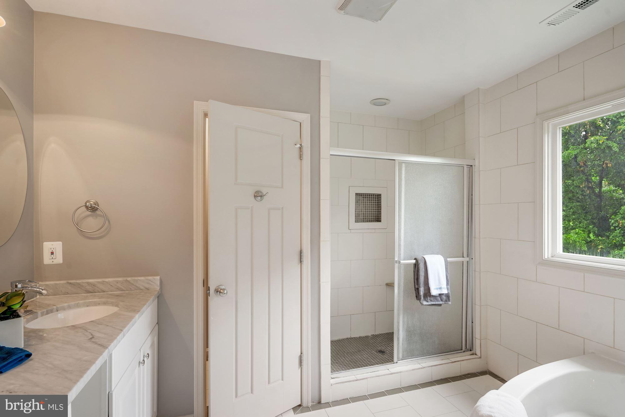 3301 Jermantown Road Fairfax, VA 22030 - Photo 17 of 44 Separate shower and soaking tub
