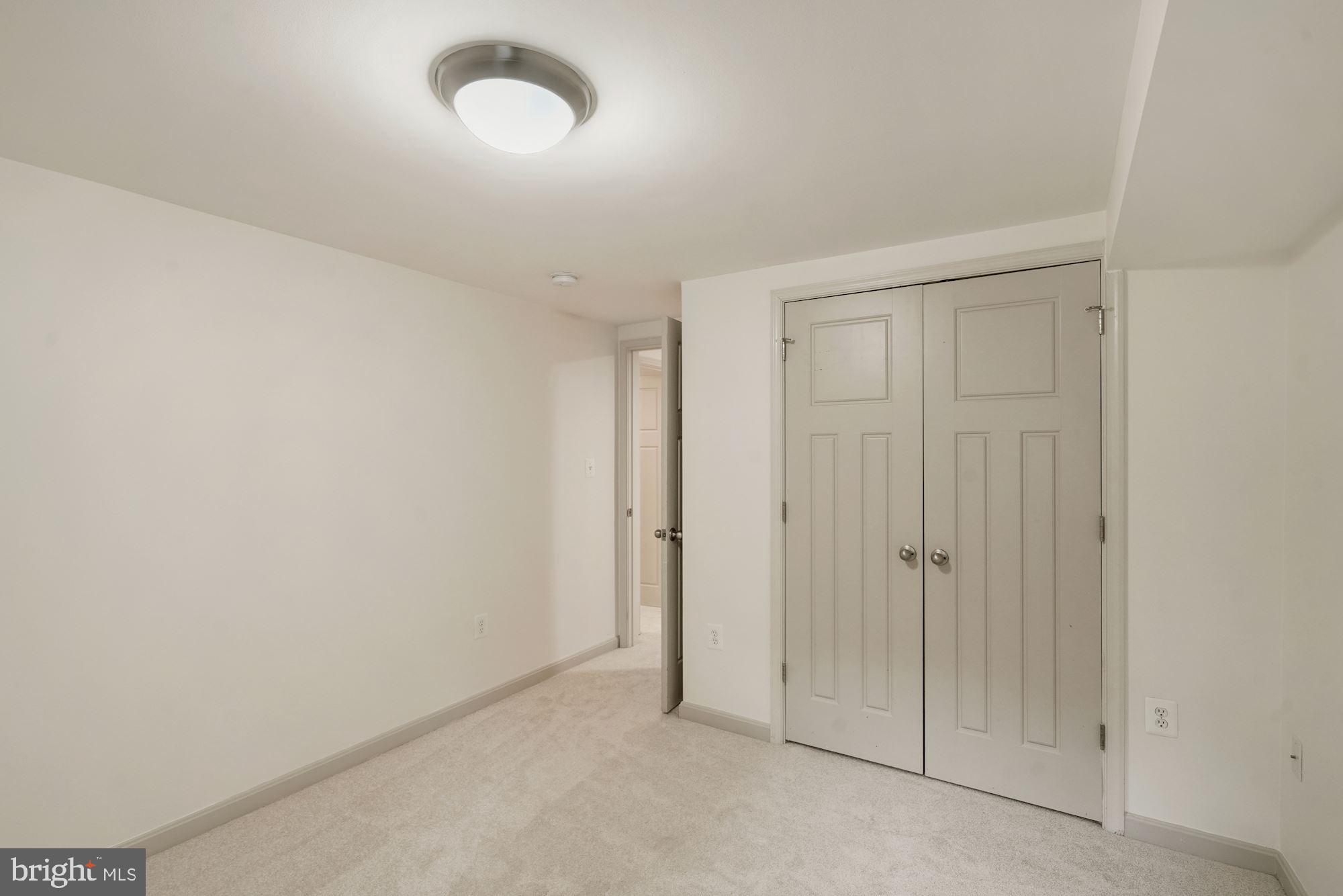 3301 Jermantown Road Fairfax, VA 22030 - Photo 35 of 44