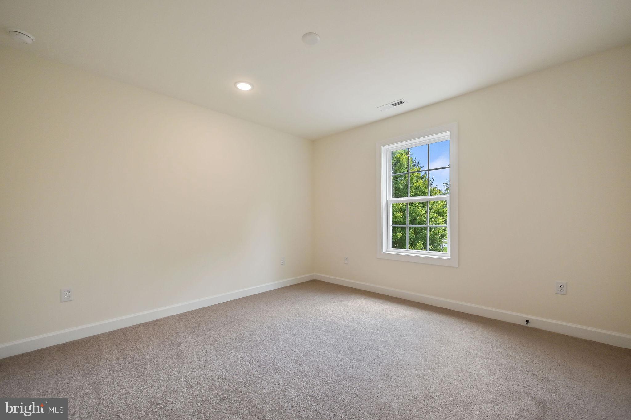 12 Baltray Road Dover, DE 19904 - Photo 34 of 46 Bedroom 3-Spacious!