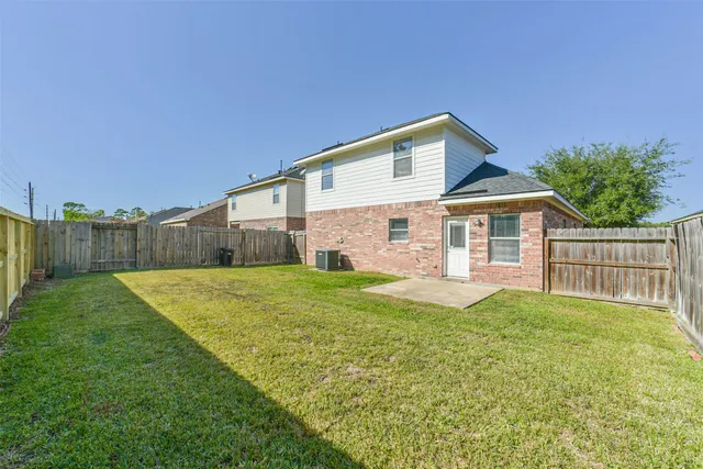 $2,200 | 8726 Old Maple Lane, Humble, TX 77338