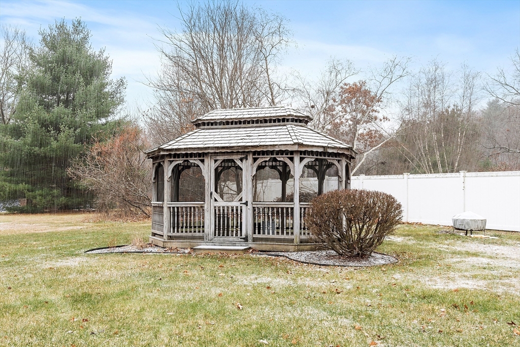 27 Lancaster Road Shirley, MA 01464 - Photo 25 of 41 a house with a outdoor space