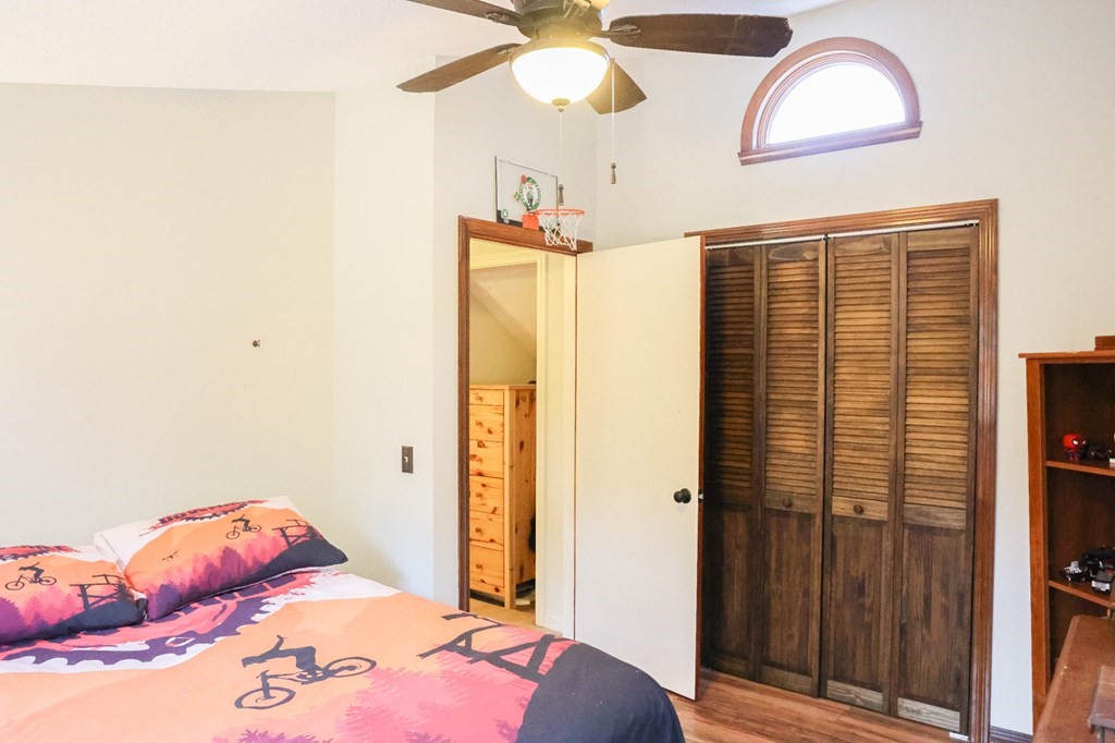 196 County Road Southampton, MA 01073 - Photo 32 of 37
