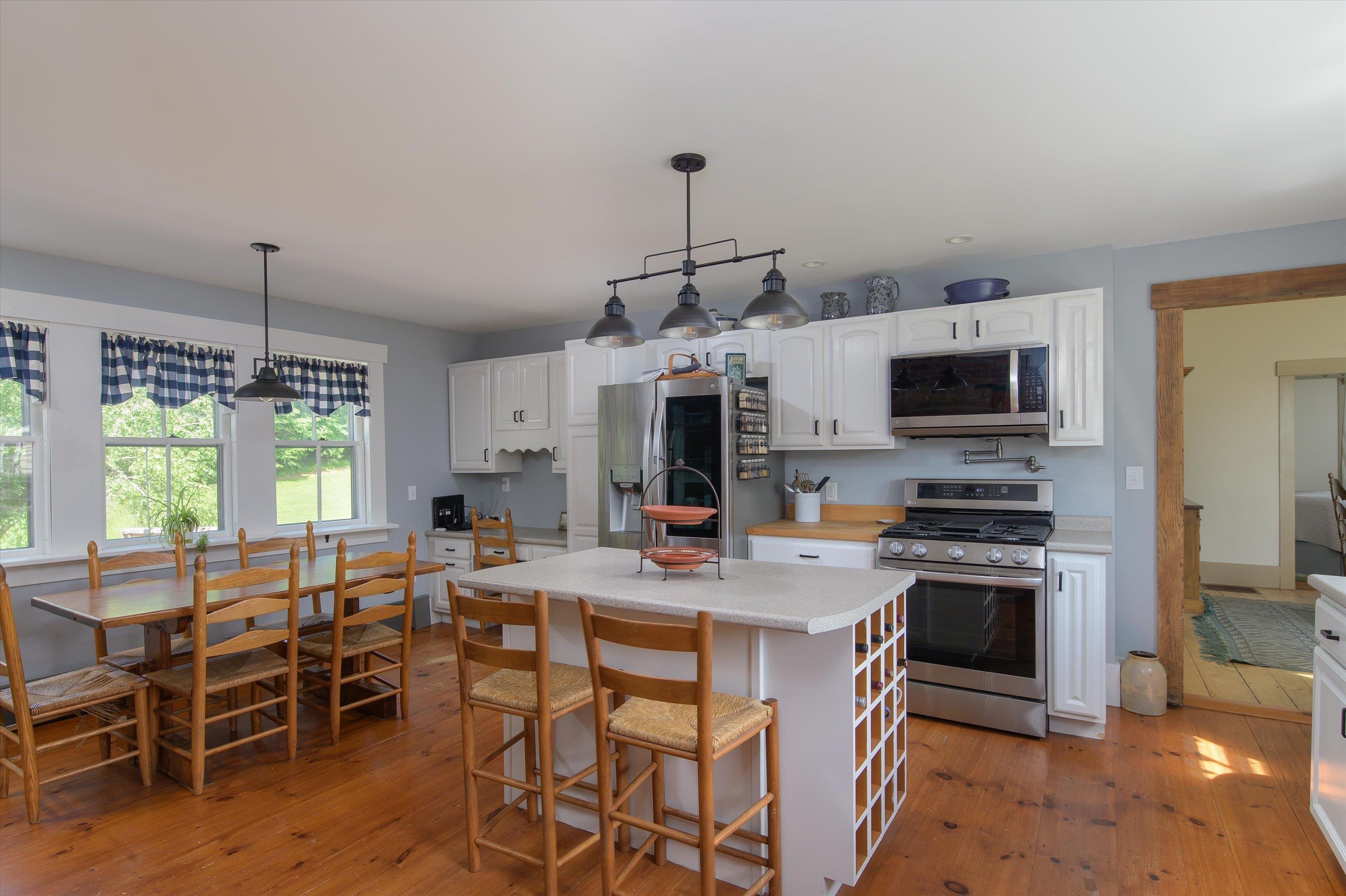 185 Crown Point Road Springfield, VT 05156 - Photo 21 of 51