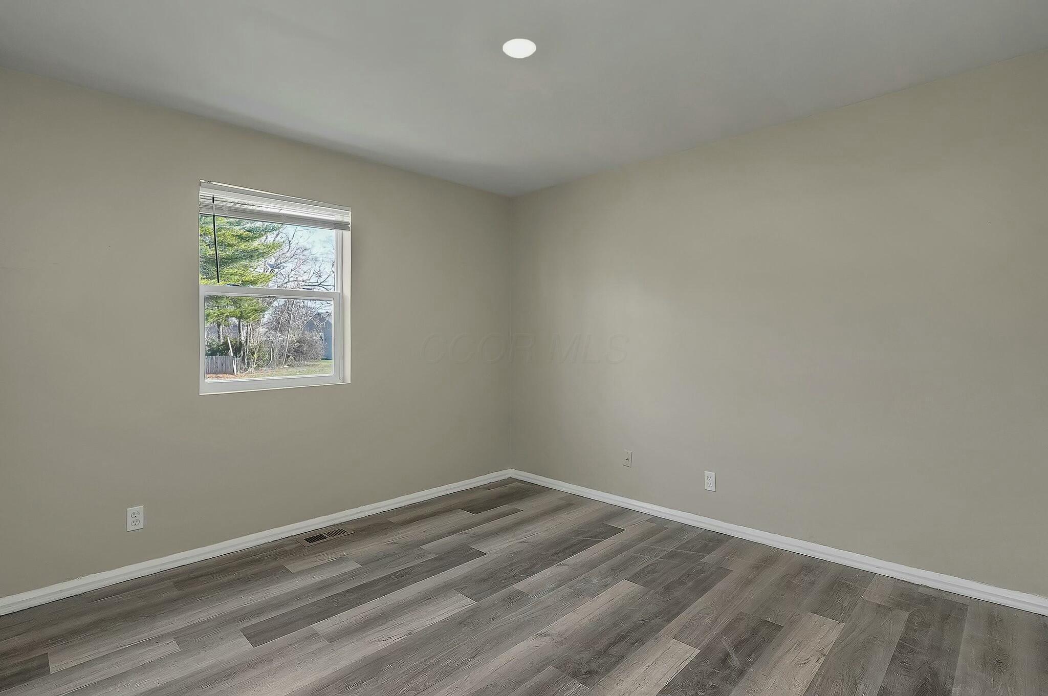 917 South Hampton Road Columbus, OH 43227 - Photo 14 of 38 Bedroom #1