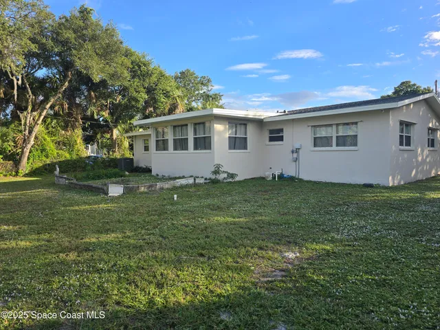 $2,295 | 2417 Colonial Drive, Melbourne, FL 32901