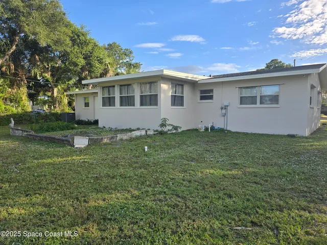 $2,295 | 2417 Colonial Drive, Melbourne, FL 32901