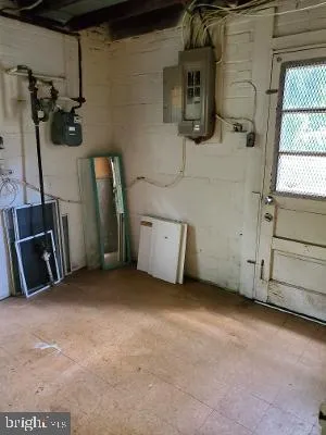 a view of a storage & utility room