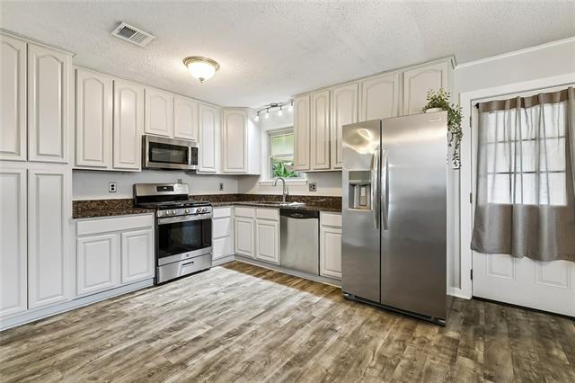 2149 Graham Drive Gretna, LA 70056 - Photo 9 of 21