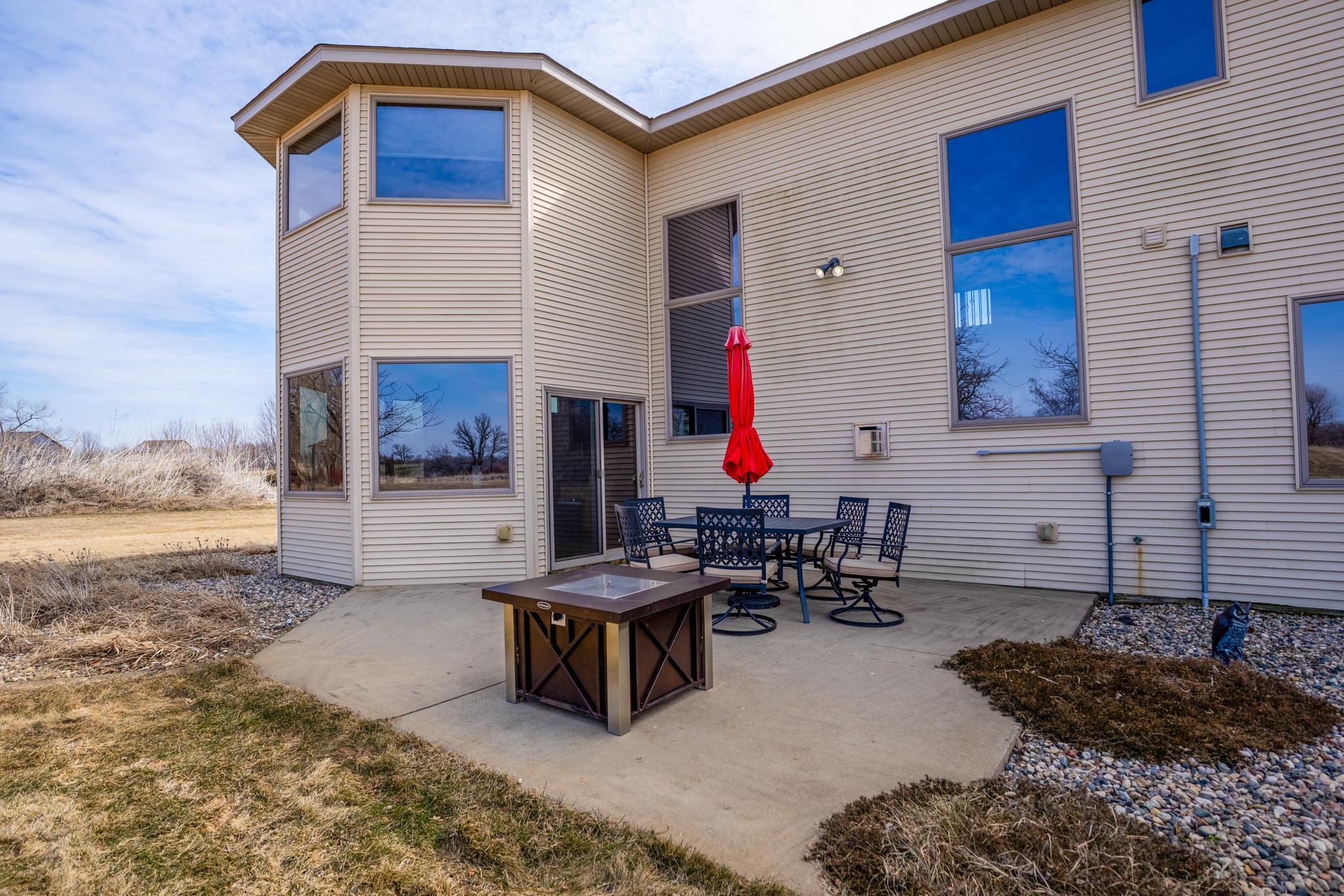 294 57th Avenue Northeast Willmar, MN 56201 - Photo 13 of 40