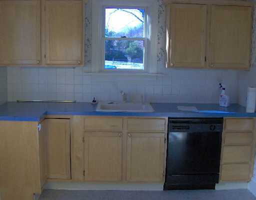41 Nausauket Road Warwick, RI 02886 - Photo 3 of 5 Other.
