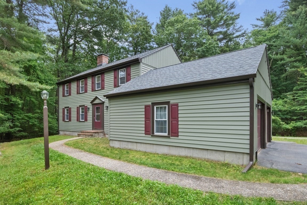 16 Merrills Way Rowley, MA 01969 - Photo 34 of 39 Gallery Image 34