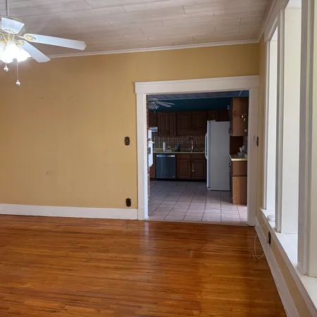$160,500 | 811 North Market Street, Marion, IL 62959