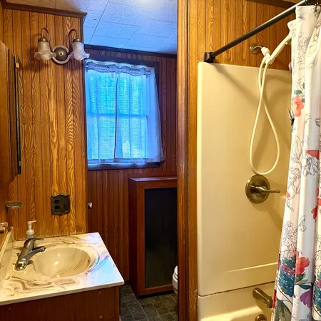 $160,500 | 811 North Market Street, Marion, IL 62959