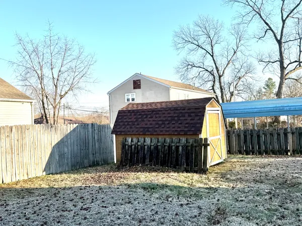 $160,500 | 811 North Market Street, Marion, IL 62959