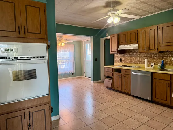 $160,500 | 811 North Market Street, Marion, IL 62959