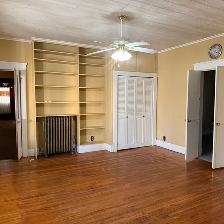 $160,500 | 811 North Market Street, Marion, IL 62959