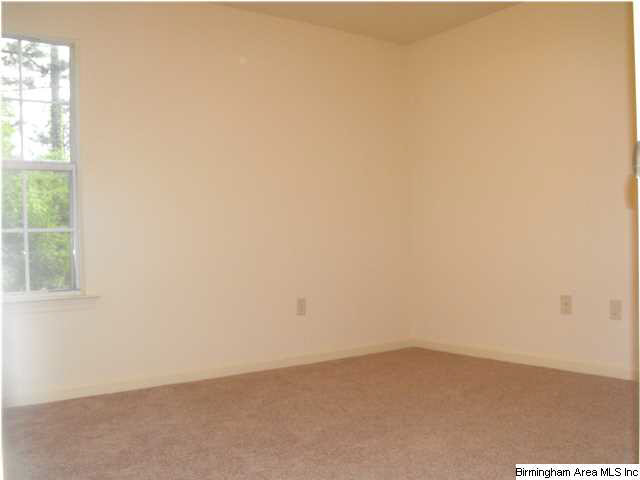 185 Allen Drive, Unit 104 Alabaster, AL 35007 - Photo 9 of 13