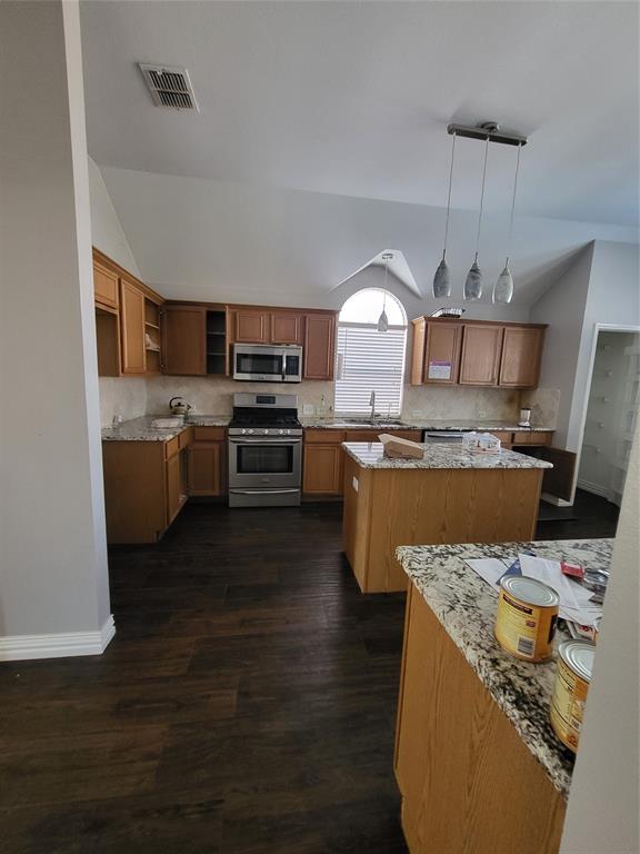 7711 Rochester Lane Arlington, TX 76002 - Photo 10 of 33