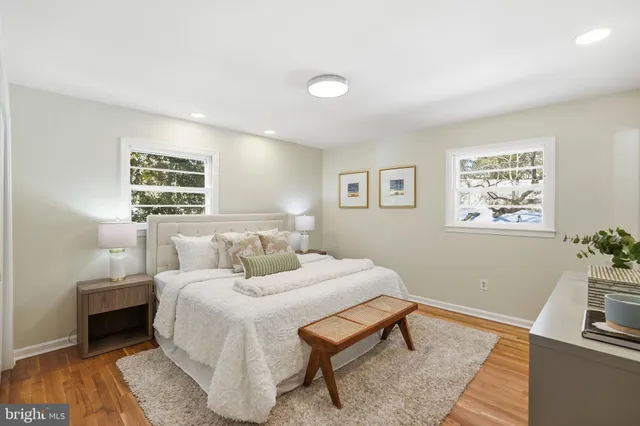 $1,075,000 | 7511 Shadywood Road, Bethesda, MD 20817