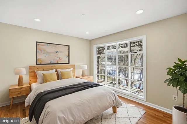 $1,075,000 | 7511 Shadywood Road, Bethesda, MD 20817