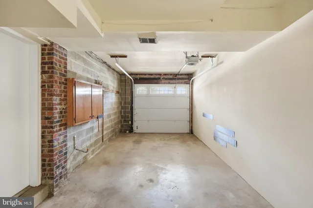 $1,075,000 | 7511 Shadywood Road, Bethesda, MD 20817