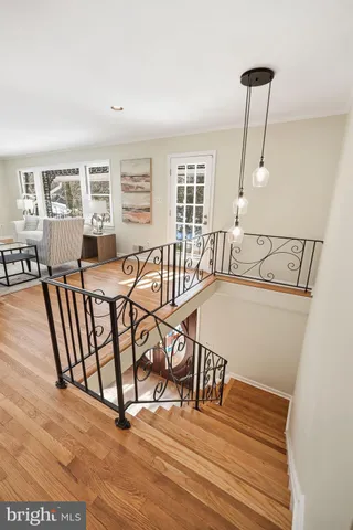 $1,075,000 | 7511 Shadywood Road, Bethesda, MD 20817